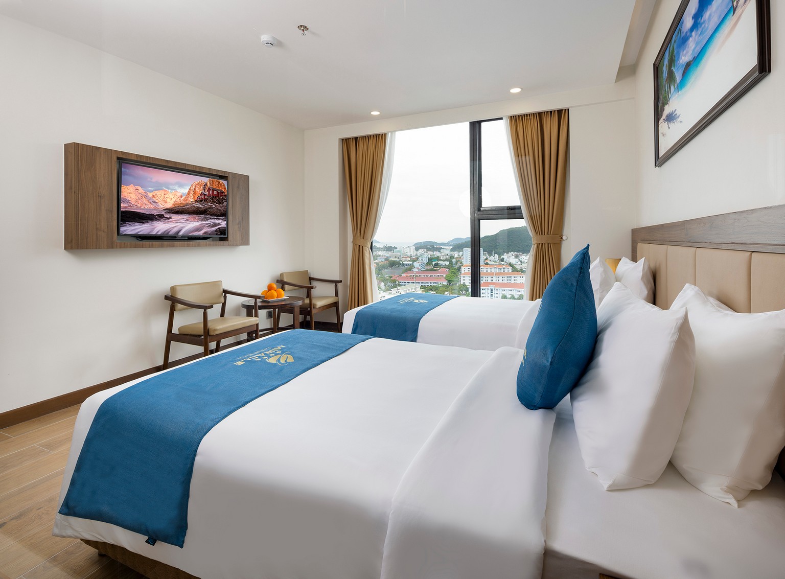 Эко вояж нячанг. Miracle Luxury Hotel 4*. Miracle Luxury 4 Нячанг. Luxury nha trang Hotel. Miracle Luxury Hotel nha trang 4* (Нячанг).