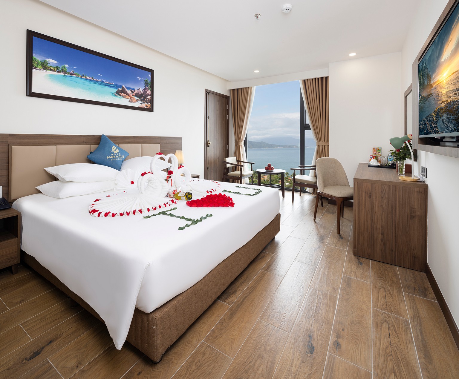 Senior Deluxe Sea view - Miracle luxury hotel